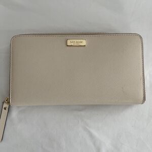Kate Spade Pale Pink/Cream Full Zip Wallet